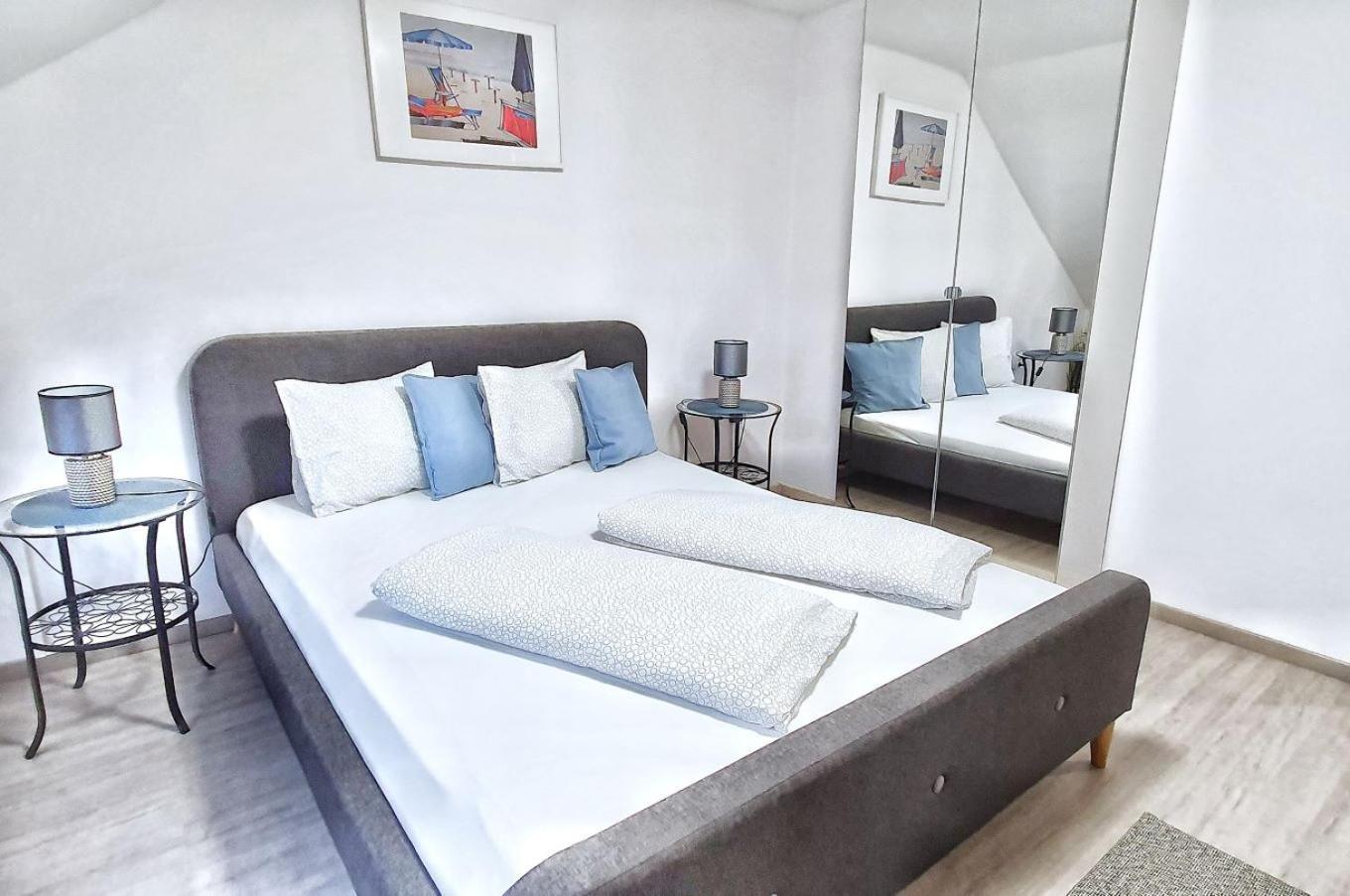 Dora Holiday House & Apartments Keszthely Extérieur photo