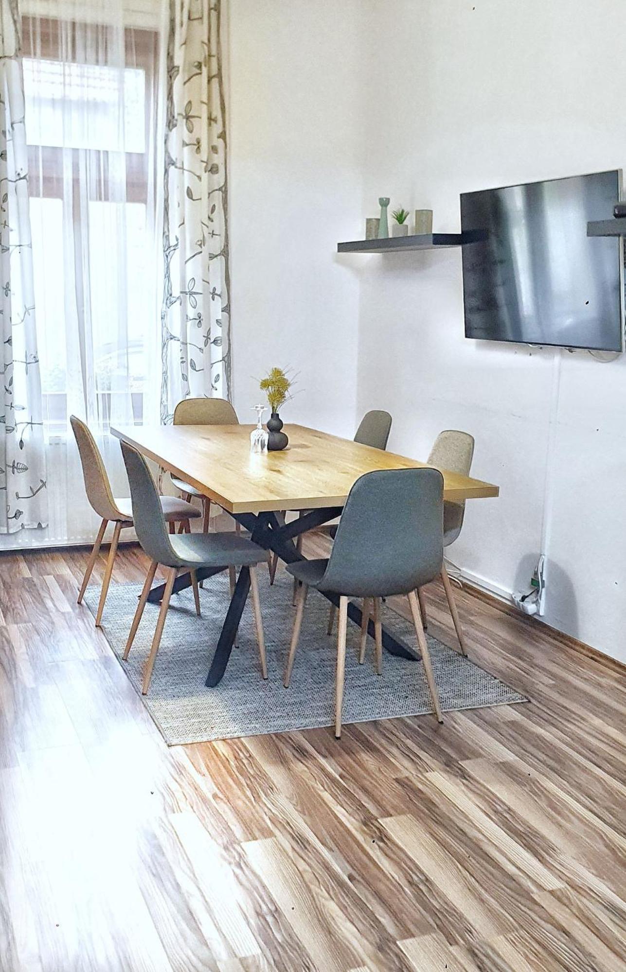 Dora Holiday House & Apartments Keszthely Extérieur photo